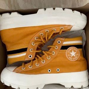 COPY - CONVERSE CHUCK TAYLOR ALL STAR LUGGED PLAT…